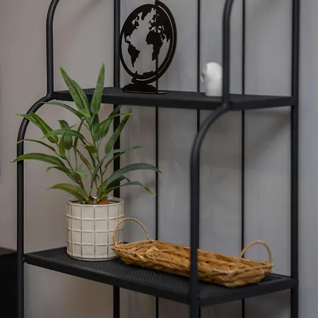 Bright With Terrace & Parking Near Metro Kondratowicza By Renters Varšava