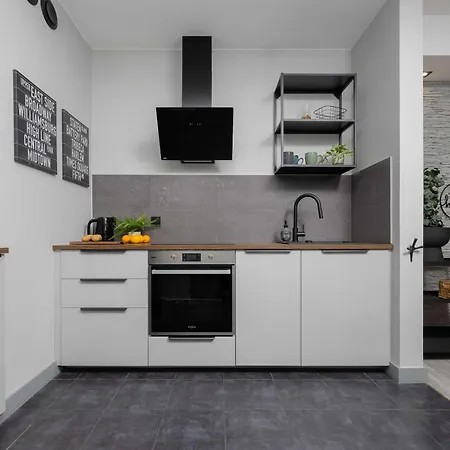 Bright With Terrace & Parking Near Metro Kondratowicza By Renters